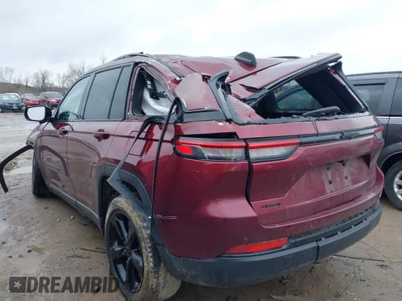 ✅ 2023 Jeep Grand Cherokee Altitude • VIN: 1C4RJHAG2P8706333 • Lot: 41996985. Listed on IAAI with Not provided. Free auction sales archive from the USA and detailed vehicle history report at DreamBid. Image 3.