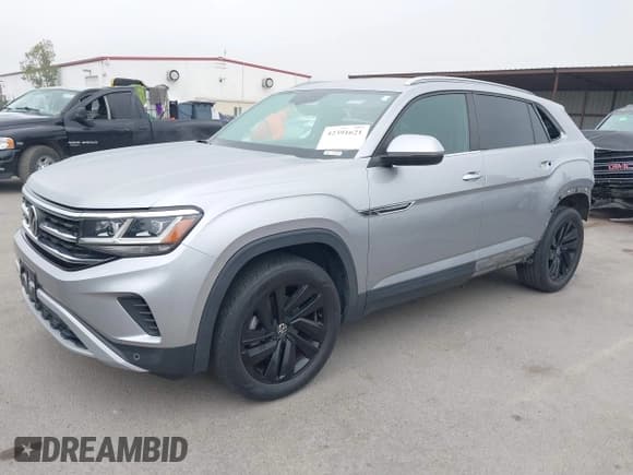 ✅ 2021 Volkswagen Atlas SE • VIN: 1V2WC2CA5MC236132 • Lot: 42391621. Listed on IAAI with 55,145 mi. Free auction sales archive from the USA and detailed vehicle history report at DreamBid. Image 2.
