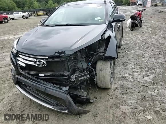 ✅ 2015 Hyundai Santa Fe Limited • VIN: KM8SN4HF3FU095077 • Лот: 72891354. Опубликован ранее на Copart с пробегом 141 235 миль. Бесплатный доступ к архиву аукционных продаж из США и подробный отчёт об истории автомобиля на DreamBid. Изображение 11.