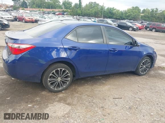 ✅ 2014 Toyota Corolla L • VIN: 2T1BURHE6EC032997 • Lot: 42739810. Wystawiony na IAAI z przebiegiem 211 668 mil. Bezpłatny archiwum sprzedaży aukcyjnych z USA i szczegółowy raport historii pojazdu na DreamBid. Zdjęcie 4.