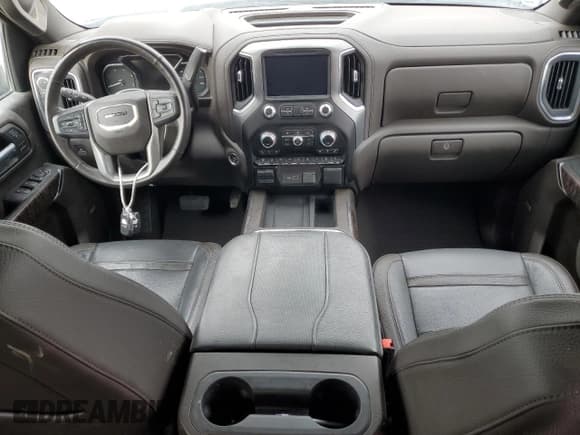 ✅ 2023 GMC Sierra 3500HD Denali • VIN: 1GT49WEY2PF201740 • Lot: 77167684. Wystawiony na Copart z przebiegiem Nie podano. Bezpłatny archiwum sprzedaży aukcyjnych z USA i szczegółowy raport historii pojazdu na DreamBid. Zdjęcie 8.