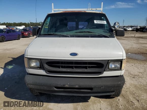 ✅ 2002 Ford Econoline Cargo • VIN: 1FTNE24L82HB75026 • Lot: 42460855. Wystawiony na Copart z przebiegiem 290 377 mil. Bezpłatny archiwum sprzedaży aukcyjnych z USA i szczegółowy raport historii pojazdu na DreamBid. Zdjęcie 5.