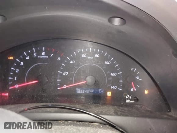 ✅ 2010 Toyota Camry LE • VIN: 4T1BF3EKXAU577336 • Lot: 43568053. Wystawiony na IAAI z przebiegiem 165 943 mil. Bezpłatny archiwum sprzedaży aukcyjnych z USA i szczegółowy raport historii pojazdu na DreamBid. Zdjęcie 7.