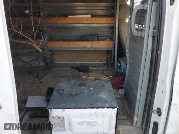 ✅ 2014 Nissan NV SV • VIN: 1N6AF0KY0EN106199 • Lot: 87584435. Wystawiony na Copart z przebiegiem 194 208 mil. Bezpłatny archiwum sprzedaży aukcyjnych z USA i szczegółowy raport historii pojazdu na DreamBid. Zdjęcie 12.