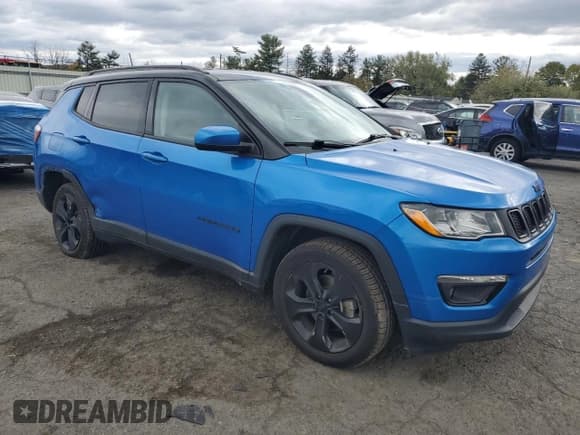 ✅ 2021 Jeep Compass Latitude • VIN: 3C4NJDBB3MT586128 • Lot: 87276655. Listed on Copart with 95,492 mi. Free auction sales archive from the USA and detailed vehicle history report at DreamBid. Image 4.