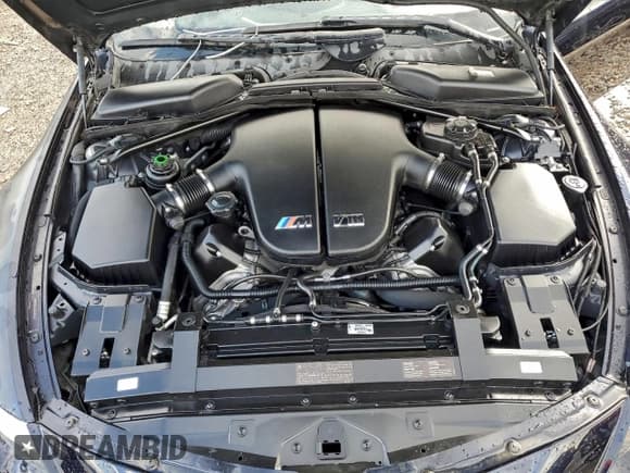 ✅ 2010 BMW M6 • VIN: WBSEK9C52ACY80462 • Lot: 94252445. Listed on Copart with 87,868 mi. Free auction sales archive from the USA and detailed vehicle history report at DreamBid. Image 11.