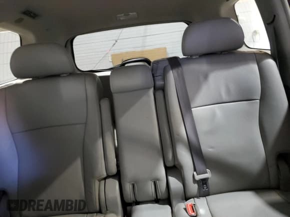 ✅ 2011 Toyota Highlander • VIN: 5TDBK3EH8BS050633 • Лот: 87059865. Опубликован ранее на Copart с пробегом 155 918 миль. Бесплатный доступ к архиву аукционных продаж из США и подробный отчёт об истории автомобиля на DreamBid. Изображение 10.