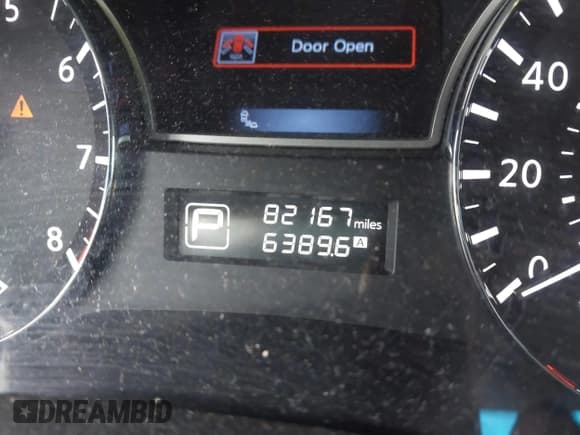 ✅ 2015 Nissan Pathfinder Platinum • VIN: 5N1AR2MM1FC704455 • Lot: 42783064. Listed on IAAI with 82,167 mi. Free auction sales archive from the USA and detailed vehicle history report at DreamBid. Image 16.