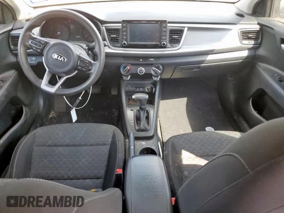 ✅ 2020 Kia Rio S • VIN: 3KPA24AD5LE322670 • Лот: 80902545. Опубликован ранее на Copart с пробегом 134 692 миль. Бесплатный доступ к архиву аукционных продаж из США и подробный отчёт об истории автомобиля на DreamBid. Изображение 8.