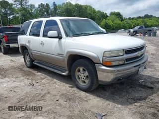 2002 Chevrolet Tahoe LS z VIN 1GNEC13Z12R145907, wystawiony jako IAAI lot #42144771 z przebiegiem 308 201 mil mil oraz . Historia ofert i sprzedaży dostępna na DreamBid. Obrazek 1.