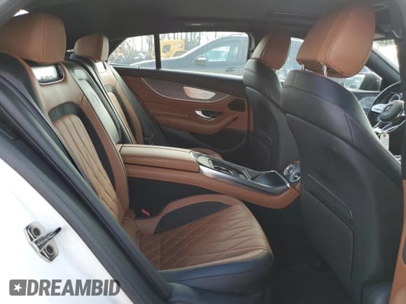 ✅ 2021 Mercedes-Benz AMG GT 43 • VIN: W1K7X5KB3MA035207 • Lot: 45636385. Wystawiony na Copart z przebiegiem 38 859 mil. Bezpłatny archiwum sprzedaży aukcyjnych z USA i szczegółowy raport historii pojazdu na DreamBid. Zdjęcie 10.