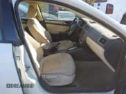 ✅ 2011 Volkswagen Jetta SE • VIN: 3VWDZ7AJ2BM319355 • Lot: 43669991. Wystawiony na IAAI z przebiegiem 177 438 mil. Bezpłatny archiwum sprzedaży aukcyjnych z USA i szczegółowy raport historii pojazdu na DreamBid. Zdjęcie 5.