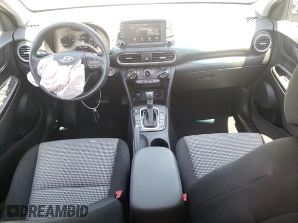 ✅ 2020 Hyundai Kona SEL • VIN: KM8K22AA5LU573202 • Лот: 63812343. Опубликован ранее на Copart с пробегом 41 335 миль. Бесплатный доступ к архиву аукционных продаж из США и подробный отчёт об истории автомобиля на DreamBid. Изображение 8.