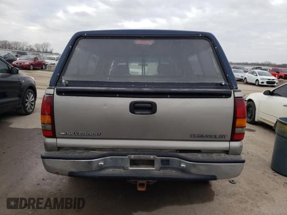 ✅ 2000 Chevrolet Silverado 1500 • VIN: 2GCEC19V1Y1192742 • Лот: 77984923. Опубликован ранее на Copart с пробегом 197 139 миль. Бесплатный доступ к архиву аукционных продаж из США и подробный отчёт об истории автомобиля на DreamBid. Изображение 6.