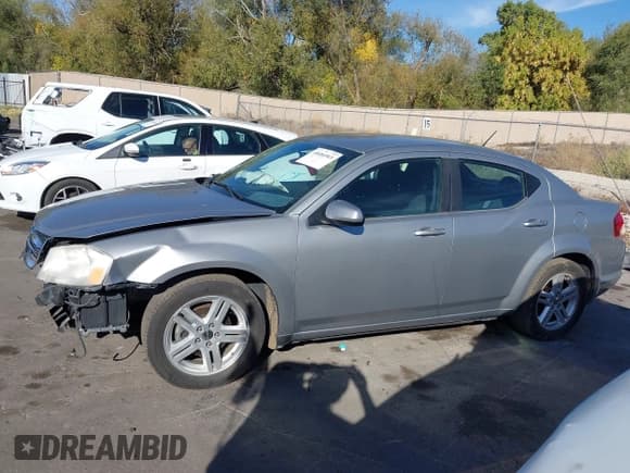 ✅ 2013 Dodge Avenger SXT • VIN: 1C3CDZCG1DN510966 • Лот: 40684903. Опубликован ранее на IAAI с пробегом 159 562 миль. Бесплатный доступ к архиву аукционных продаж из США и подробный отчёт об истории автомобиля на DreamBid. Изображение 14.