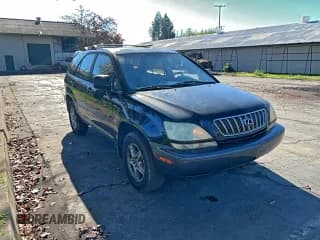 ✅ 2001 Lexus RX 300 • VIN: JTJHF10U510175840 • Lot: 94344075. Wystawiony na Copart z przebiegiem 107 435 mil. Bezpłatny archiwum sprzedaży aukcyjnych z USA i szczegółowy raport historii pojazdu na DreamBid. Zdjęcie 1.