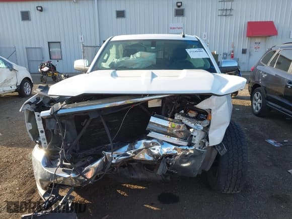 ✅ 2018 Chevrolet Silverado 1500 LTZ • VIN: 1GCUKSEC0JF189211 • Lot: 43240486. Listed on IAAI with 95,542 mi. Free auction sales archive from the USA and detailed vehicle history report at DreamBid. Image 13.