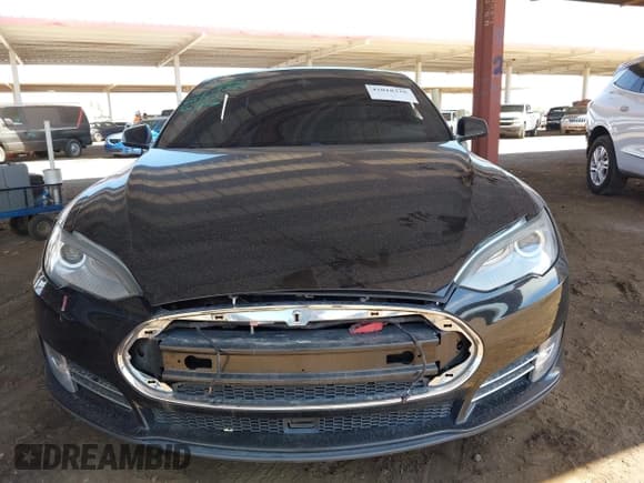 ✅ 2014 Tesla Model S P85D • VIN: 5YJSA1H20EFP62979 • Lot: 42018328. Listed on IAAI with 98,487 mi. Free auction sales archive from the USA and detailed vehicle history report at DreamBid. Image 13.