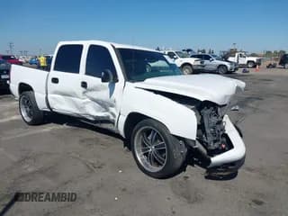 ✅ 2006 Chevrolet Silverado 1500 LT1 • VIN: 2GCEC13T561211507 • Лот: 43270190. Опубликован ранее на IAAI с пробегом 249 190 миль. Бесплатный доступ к архиву аукционных продаж из США и подробный отчёт об истории автомобиля на DreamBid. Изображение 1.