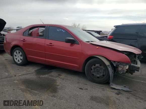 ✅ 2008 Ford Fusion S • VIN: 3FAHP06Z78R242435 • Лот: 43004715. Опубликован ранее на Copart с пробегом 189 031 миль. Бесплатный доступ к архиву аукционных продаж из США и подробный отчёт об истории автомобиля на DreamBid. Изображение 4.