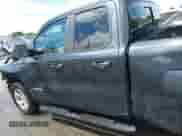 2019 Ram 1500 Tradesman z VIN 1C6SRFCT5KN597618, wystawiony jako IAAI lot #42243878 z przebiegiem 69 131 mil mil oraz . Historia ofert i sprzedaży dostępna na DreamBid. Obrazek 14.