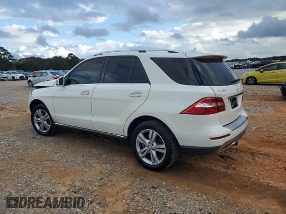 ✅ 2013 Mercedes-Benz M 350 • VIN: 4JGDA5HB5DA215659 • Лот: 91793655. Опубликован ранее на Copart с пробегом 104 414 миль. Бесплатный доступ к архиву аукционных продаж из США и подробный отчёт об истории автомобиля на DreamBid. Изображение 2.