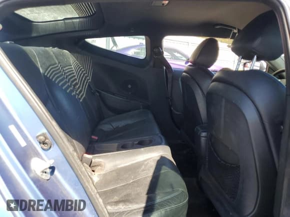 ✅ 2016 Hyundai Veloster Turbo Rally Edition • VIN: KMHTC6AE1GU263047 • Lot: 47547215. Wystawiony na Copart z przebiegiem 131 304 mil. Bezpłatny archiwum sprzedaży aukcyjnych z USA i szczegółowy raport historii pojazdu na DreamBid. Zdjęcie 10.