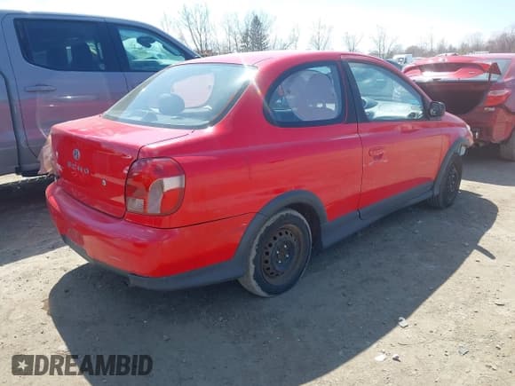 ✅ 2001 Toyota ECHO • VIN: JTDAT123710120503 • Лот: 42045009. Опубликован ранее на IAAI с пробегом 99 510 миль. Бесплатный доступ к архиву аукционных продаж из США и подробный отчёт об истории автомобиля на DreamBid. Изображение 4.