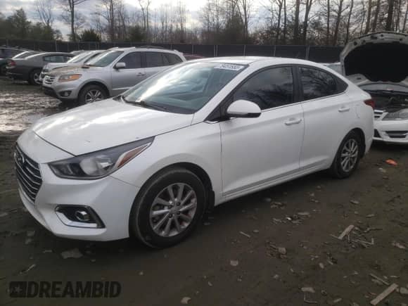 2019 Hyundai Accent SE z VIN 3KPC24A34KE088200, wystawiony jako Copart lot #79451553 z przebiegiem 98 641 mil mil oraz . Historia ofert i sprzedaży dostępna na DreamBid. Obrazek 1.