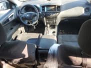 ✅ 2016 Nissan Pathfinder SV • VIN: 5N1AR2MN5GC646330 • Lot: 69516555. Listed on Copart with 137,364 mi. Free auction sales archive from the USA and detailed vehicle history report at DreamBid. Image 8.