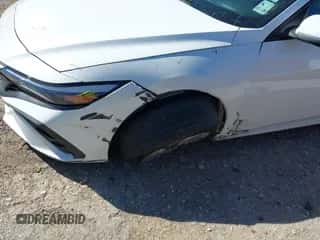 2024 Hyundai Elantra SEL с VIN KMHLM4DG6RU722316, выставлен на аукционе IAAI как лот 43581060 с пробегом 29 298 миль миль и . История ставок и продаж доступна на DreamBid. Изображение 6.