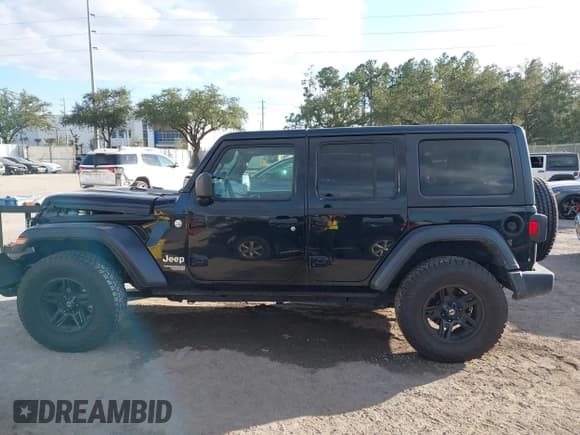 ✅ 2020 Jeep Wrangler Unlimited Sport Altitude • VIN: 1C4HJXDN5LW294849 • Лот: 43627954. Опубликован ранее на IAAI с пробегом 100 606 миль. Бесплатный доступ к архиву аукционных продаж из США и подробный отчёт об истории автомобиля на DreamBid. Изображение 14.