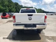 ✅ 2024 Ram 2500 Big Horn • VIN: 3C6UR5DJ7RG285920 • Lot: 62305525. Wystawiony na Copart z przebiegiem 35 802 mil. Bezpłatny archiwum sprzedaży aukcyjnych z USA i szczegółowy raport historii pojazdu na DreamBid. Zdjęcie 6.