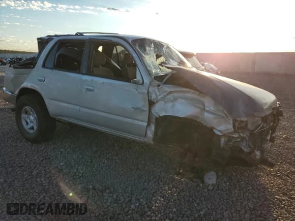 ✅ 1997 Toyota 4Runner SR5 • VIN: JT3HN86R5V0115326 • Lot: 86479105. Listed on Copart with 221,587 mi. Free auction sales archive from the USA and detailed vehicle history report at DreamBid. Image 4.