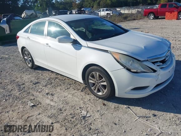 ✅ 2013 Hyundai Sonata GLS • VIN: 5NPEB4AC8DH741022 • Лот: 43484625. Опубликован ранее на IAAI с пробегом 143 153 миль. Бесплатный доступ к архиву аукционных продаж из США и подробный отчёт об истории автомобиля на DreamBid. Изображение 1.