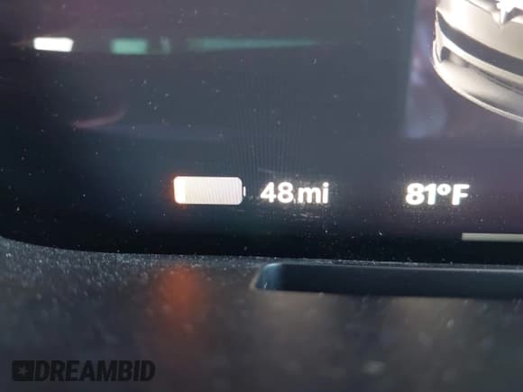 ✅ 2023 Tesla Model X • VIN: 7SAXCDE51PF370132 • Lot: 43533532. Wystawiony na IAAI z przebiegiem 30 329 mil. Bezpłatny archiwum sprzedaży aukcyjnych z USA i szczegółowy raport historii pojazdu na DreamBid. Zdjęcie 17.