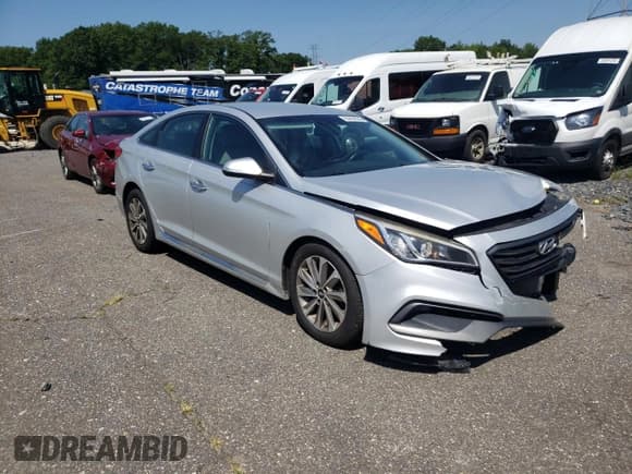 ✅ 2015 Hyundai Sonata Sport • VIN: 5NPE34AF9FH077095 • Лот: 65454535. Опубликован ранее на Copart с пробегом 170 251 миль. Бесплатный доступ к архиву аукционных продаж из США и подробный отчёт об истории автомобиля на DreamBid. Изображение 4.