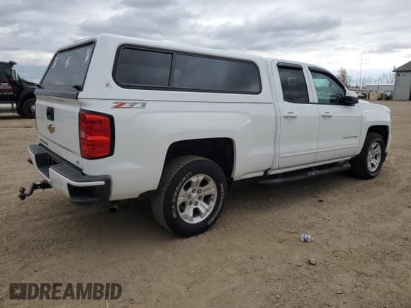 ✅ 2017 Chevrolet Silverado 1500 LT • VIN: 1GCVKREC0HZ377524 • Лот: 90626295. Опубликован ранее на Copart с пробегом 120 633 миль. Бесплатный доступ к архиву аукционных продаж из США и подробный отчёт об истории автомобиля на DreamBid. Изображение 3.