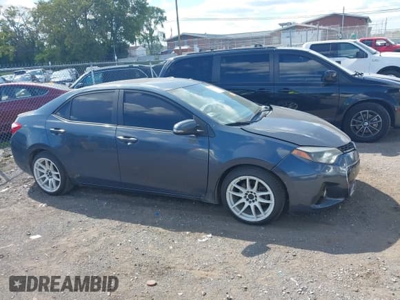 ✅ 2016 Toyota Corolla L • VIN: 5YFBURHE9GP521977 • Lot: 43315853. Listed on IAAI with 192,329 mi. Free auction sales archive from the USA and detailed vehicle history report at DreamBid. Image 13.