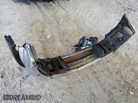 ✅ 2004 Dodge 1500 SLT • VIN: 1D7HA16D34J264433 • Лот: 84736105. Опубликован ранее на Copart с пробегом 292 335 миль. Бесплатный доступ к архиву аукционных продаж из США и подробный отчёт об истории автомобиля на DreamBid. Изображение 12.