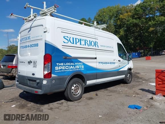 ✅ 2017 Ford Transit • VIN: 1FTYR2CG5HKA20029 • Lot: 43415861. Listed on IAAI with 294,385 mi. Free auction sales archive from the USA and detailed vehicle history report at DreamBid. Image 4.