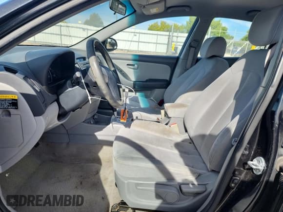 ✅ 2008 Hyundai Elantra GLS • VIN: KMHDU46D58U292929 • Lot: 81327955. Listed on Copart with 148,539 mi. Free auction sales archive from the USA and detailed vehicle history report at DreamBid. Image 7.