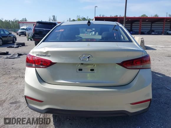 ✅ 2018 Hyundai Accent SE • VIN: 3KPC24A36JE033486 • Lot: 41995147. Wystawiony na IAAI z przebiegiem 75 599 mil. Bezpłatny archiwum sprzedaży aukcyjnych z USA i szczegółowy raport historii pojazdu na DreamBid. Zdjęcie 17.