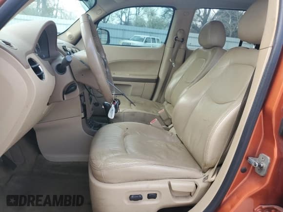 ✅ 2008 Chevrolet HHR LT • VIN: 3GNDA23P58S576259 • Lot: 48030505. Listed on Copart with 139,197 mi. Free auction sales archive from the USA and detailed vehicle history report at DreamBid. Image 7.