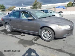 ✅ 2008 Volvo S80 3.2L • VIN: YV1AS982081064869 • Lot: 43640994. Listed on IAAI with 132,409 mi. Free auction sales archive from the USA and detailed vehicle history report at DreamBid. Image 1.