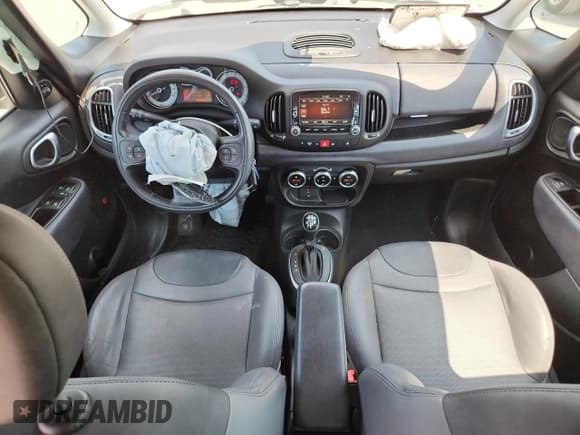 ✅ 2015 FIAT 500L Lounge • VIN: ZFBCFACH6FZ030940 • Лот: 66228995. Опубликован ранее на Copart с пробегом 85 292 миль. Бесплатный доступ к архиву аукционных продаж из США и подробный отчёт об истории автомобиля на DreamBid. Изображение 8.