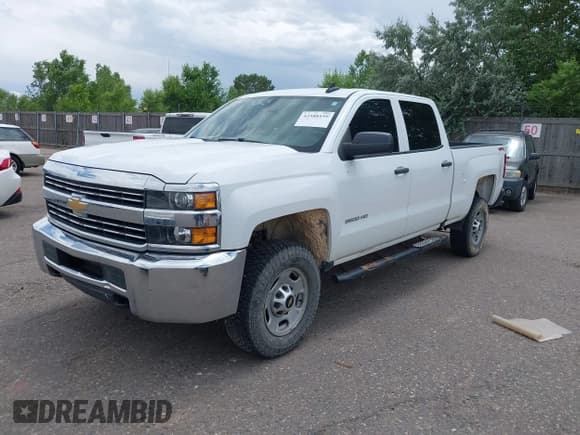 ✅ 2018 Chevrolet Silverado 2500HD Work Truck • VIN: 1GC1KUEG4JF271444 • Lot: 42588159. Listed on IAAI with 210,808 mi. Free auction sales archive from the USA and detailed vehicle history report at DreamBid. Image 2.