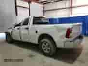 2024 Ram 1500 SLT z VIN 1C6RR6GG7RS142468, wystawiony jako Copart lot #50719445 z przebiegiem 23 062 mil mil oraz Czysty tytuł • Clean title. Historia ofert i sprzedaży dostępna na DreamBid. Obrazek 2.