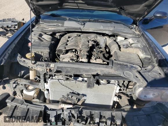 ✅ 2010 Dodge Challenger SE • VIN: 2B3CJ4DV1AH180109 • Lot: 85960354. Wystawiony na Copart z przebiegiem 139 629 mil. Bezpłatny archiwum sprzedaży aukcyjnych z USA i szczegółowy raport historii pojazdu na DreamBid. Zdjęcie 11.