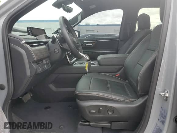 ✅ 2024 GMC Sierra 1500 • VIN: 1GT401ELXRU400860 • Lot: 80924785. Listed on Copart with 12,787 mi. Free auction sales archive from the USA and detailed vehicle history report at DreamBid. Image 7.